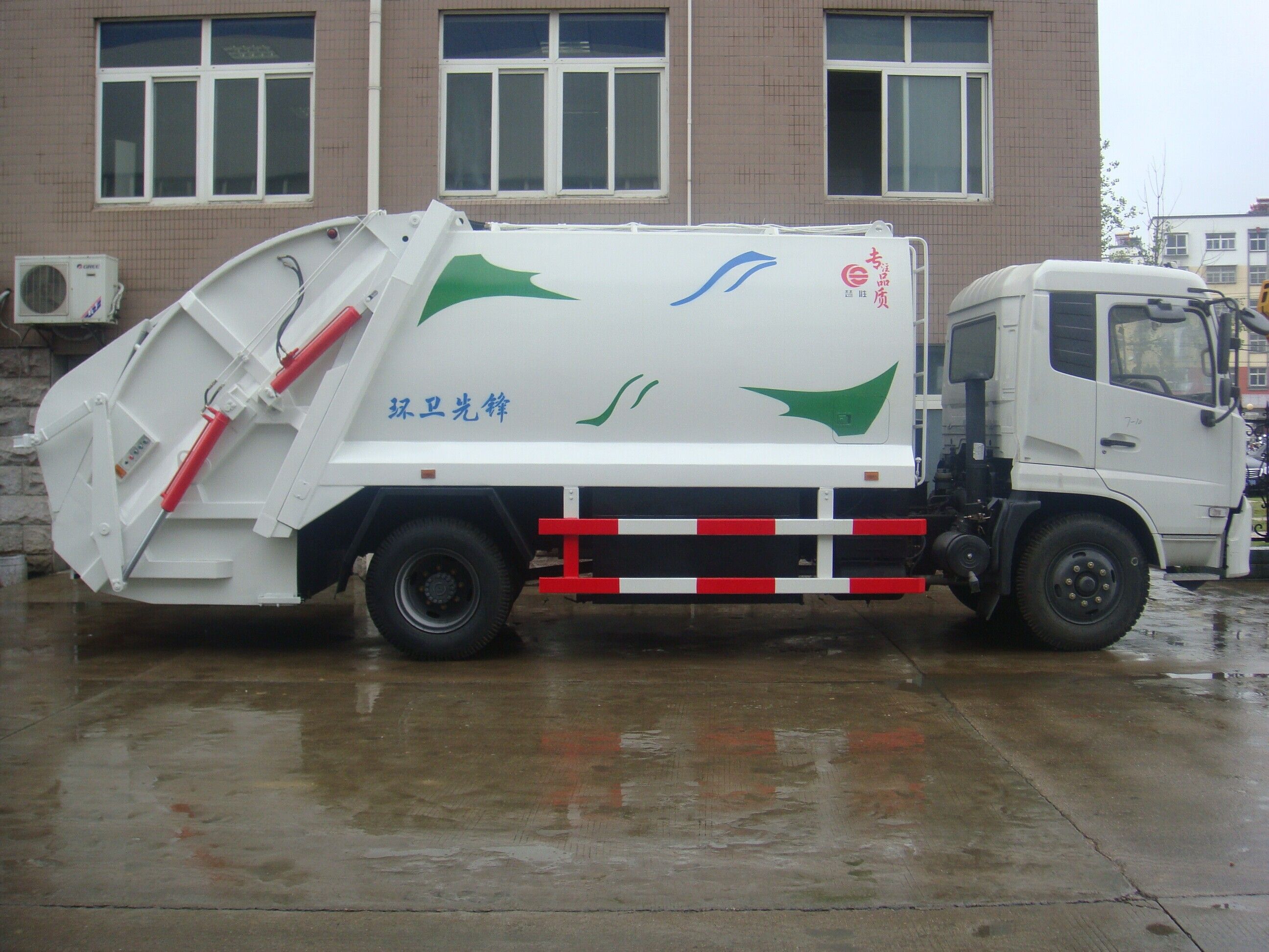 壓縮垃圾車價格國六天錦垃圾車